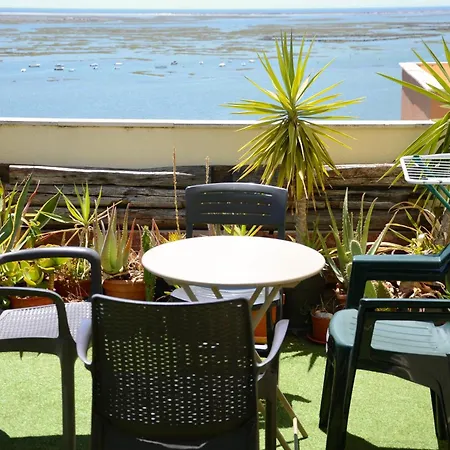 Ria Terrace Iii *